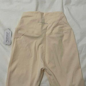 NWT paragon leggings